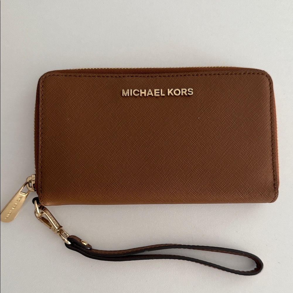 Michael Kors Wristlet Wallet